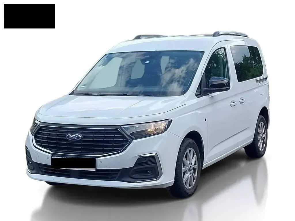Gebraucht Ford Tourneo Titanium 122 PS (89 kW) 2022 Weiß Van / Kleinbus