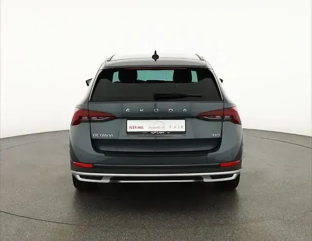 Gebraucht Skoda Octavia 147 PS (108 kW) 2021 Grau