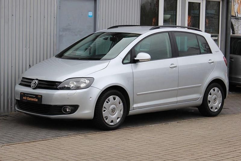 Gebraucht VW Golf VI Team 105 PS (77 kW) 2010 Silber Kleinwagen