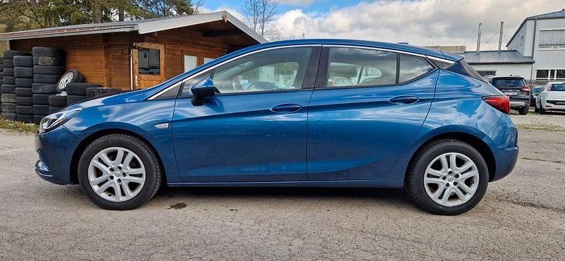 Gebraucht Opel Astra Innovation 150 PS (110 kW) 2016 Blau Limousine