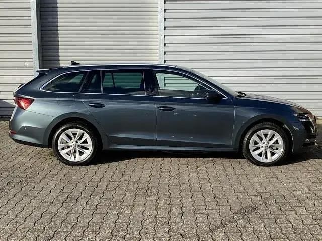 Gebraucht Skoda Octavia Style 150 PS (110 kW) 2021 Quarzgrau Kombi