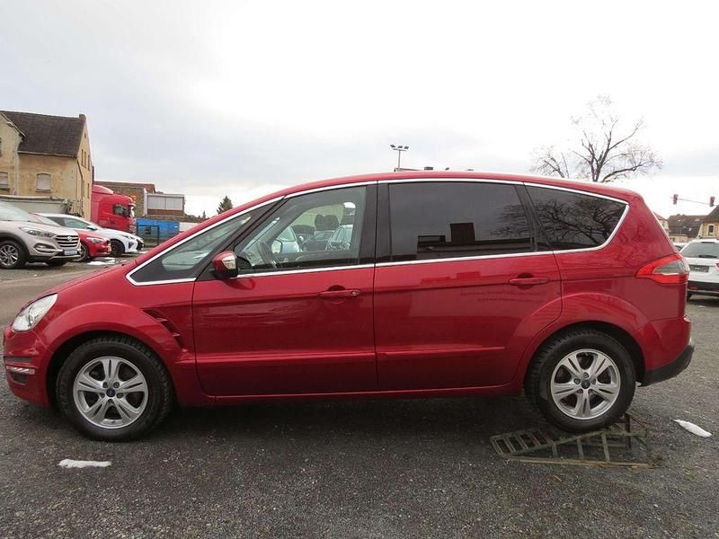 Gebraucht Ford S-MAX Titanium 203 PS (149 kW) 2014 Rot Van / Kleinbus
