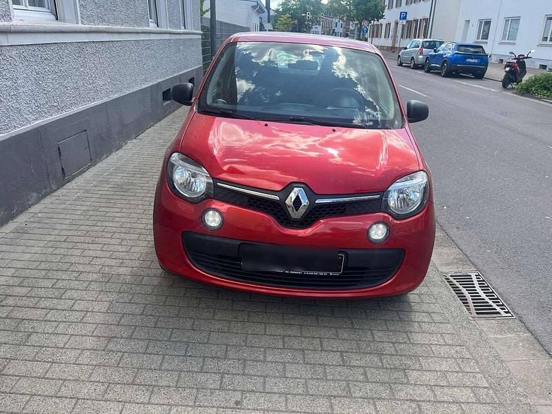 Rot Gebraucht 2017 Renault Twingo Life Kleinwagen | 6.500 € - Bild 1/4