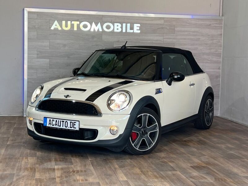 Beige Gebraucht 2011 Mini John Cooper Works Cabriolet Cabrio | 9.990 € (Superpreis) - Bild 1/4