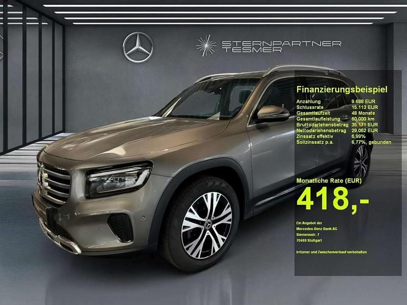 Grau Gebraucht 2024 Mercedes GLB200 Progressive SUV | 38.450 € (Guter Preis) - Bild 1/3