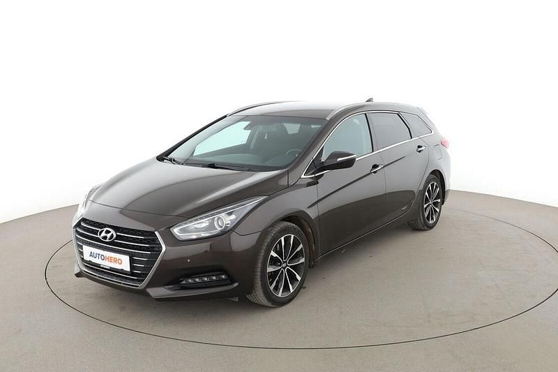 Gebraucht Hyundai i40 Style 165 PS (121 kW) 2017 Braun Kombi