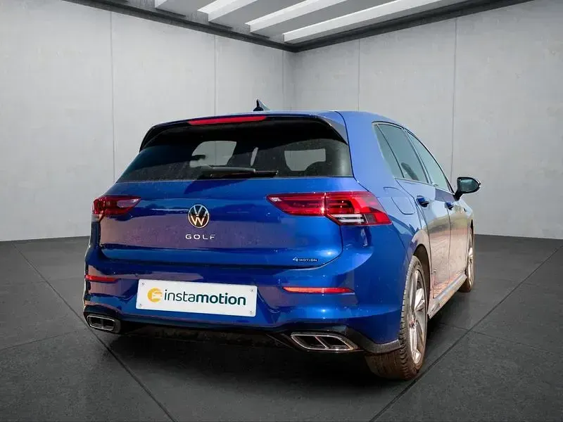 Gebraucht VW Golf VIII 265 PS (194 kW) 2024 Blau Kleinwagen
