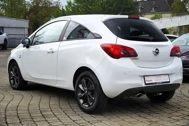 Gebraucht Opel Corsa 101 PS (74 kW) 2019 Weiß Kleinwagen