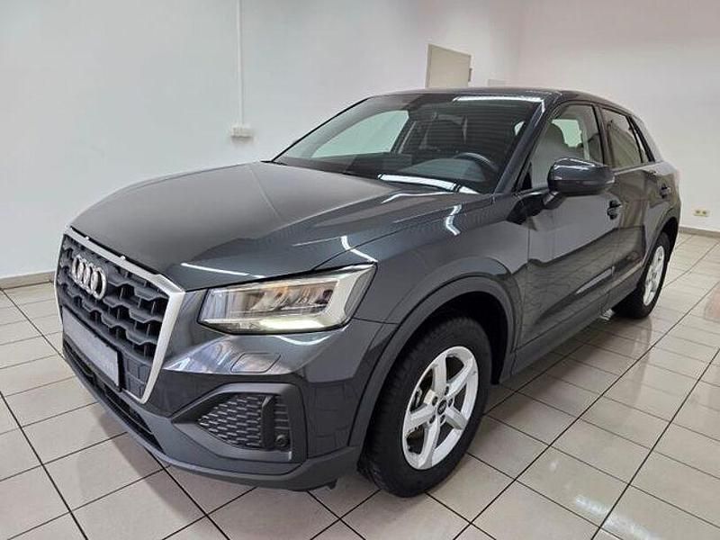 Gebraucht Audi Q2 Basis 150 PS (110 kW) 2021 Grau SUV