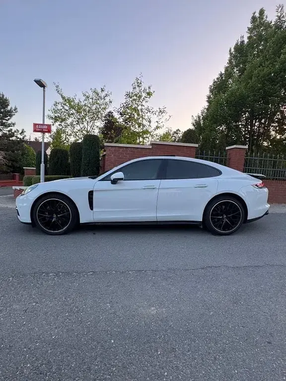 Occasion Porsche Panamera 4 330 ch (242 kW) 2019 Blanc Berline