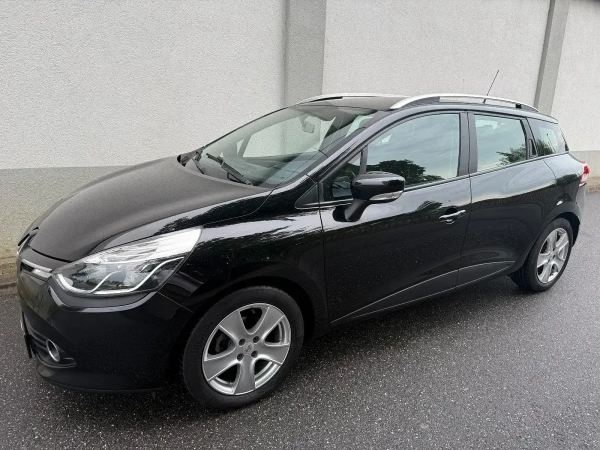 Gebraucht Renault Clio GrandTour Dynamique 90 PS (66 kW) 2014 Schwarz Kombi
