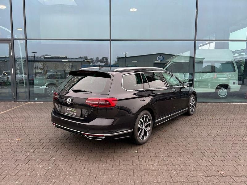 Gebraucht VW Passat Highline 190 PS (139 kW) 2015 Schwarz Kombi