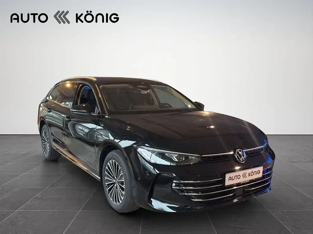 Gebraucht VW Passat Elegance 150 PS (110 kW) 2024 Schwarz Kombi
