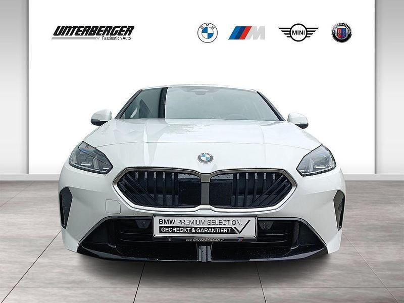 Gebraucht BMW 120 M Sport 170 PS (125 kW) 2024 Alpinweiß uni Kleinwagen