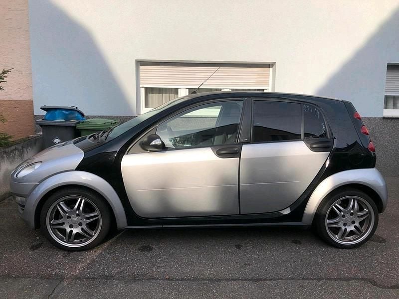 Silber Gebraucht 2005 Smart ForFour Brabus Limousine | 900 € (Superpreis) - Bild 1/4