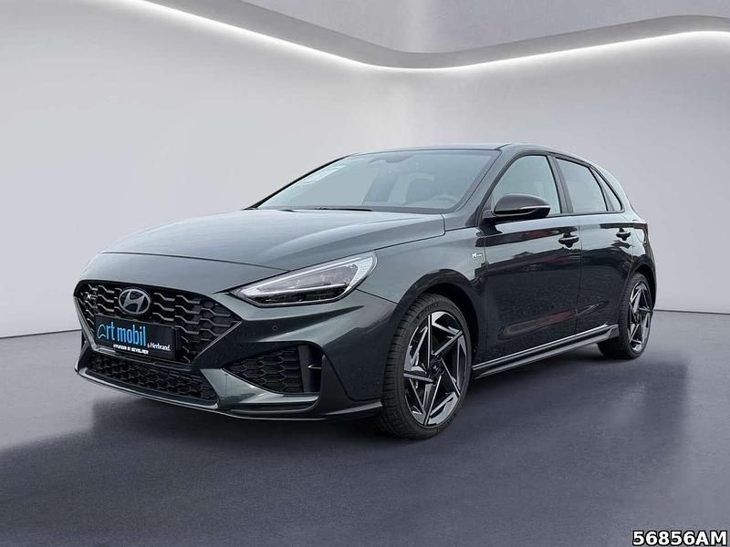 Cypress green (t2p) mineraleff Neu 2025 Hyundai i30 N Line Limousine | 27.460 € (Fairer Preis) - Bild 1/4