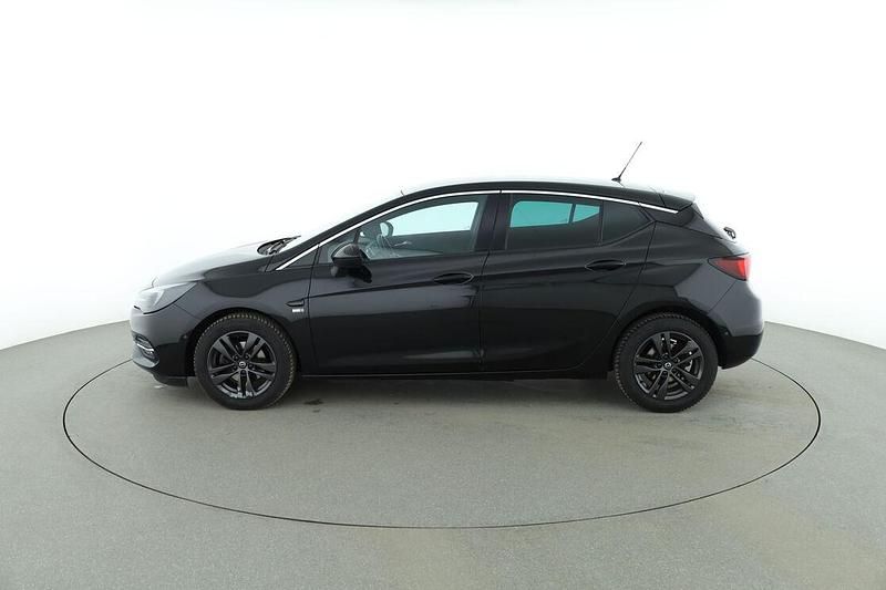 Second-hand Opel Astra 131 CP (96 kW) 2020 Negru Berlinǎ