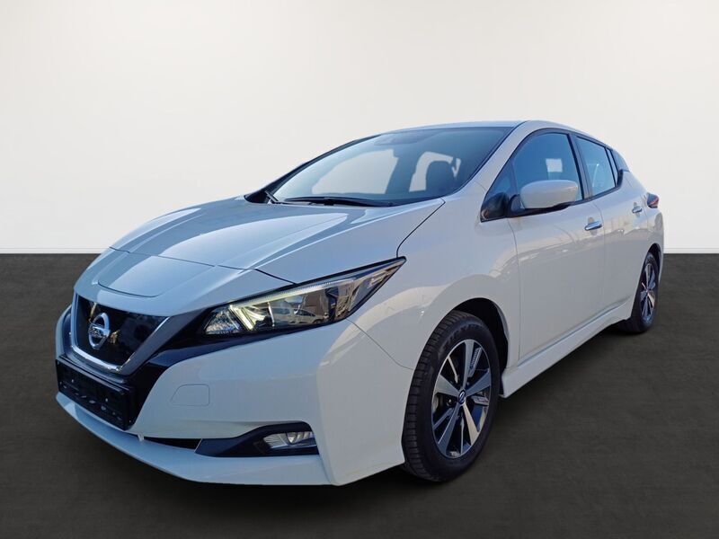 Weiß Gebraucht 2022 Nissan Leaf Acenta Kleinwagen | 13.990 € (Guter Preis) - Bild 1/4