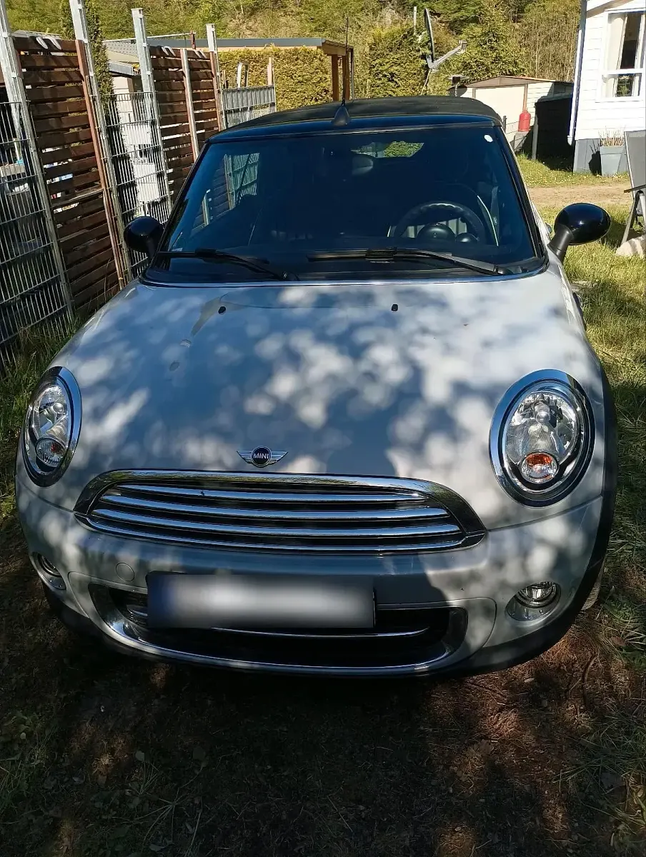 Gebraucht Mini Cooper Cabriolet 111 PS (81 kW) 2015 Weiß Cabrio