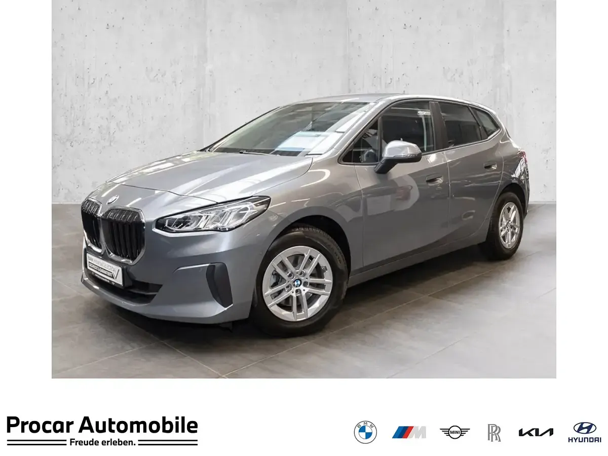 Gebraucht BMW 218 Sport Line 150 PS (110 kW) 2023 Van / Kleinbus
