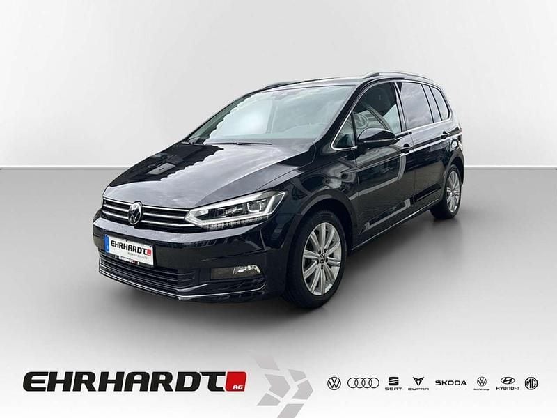 Schwarz Gebraucht 2024 VW Touran Highline Van / Kleinbus | 34.790 € (Fairer Preis) - Bild 1/3