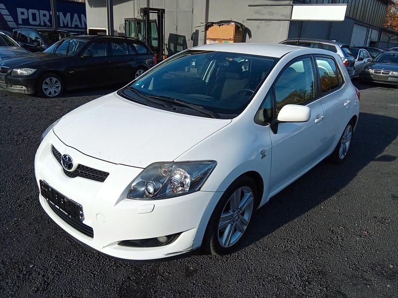 Weiß Gebraucht 2009 Toyota Auris Kleinwagen | 3.900 € (Guter Preis) - Bild 1/4