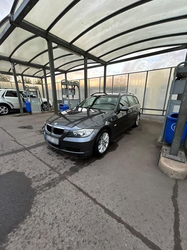 Second-hand BMW 320 150 CP (110 kW) 2008 Negru Break