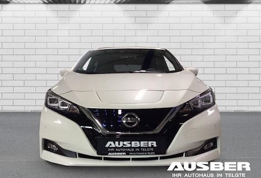 Gebraucht Nissan Leaf Tekna 110 kW (150 PS) 2021 Weiß Kleinwagen