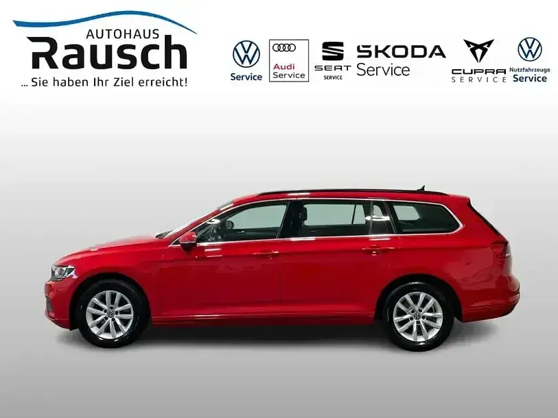 Gebraucht VW Passat 122 PS (89 kW) 2023 Rot Kombi