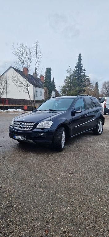 Gebraucht Mercedes ML280 190 PS (139 kW) 2006 Schwarz SUV