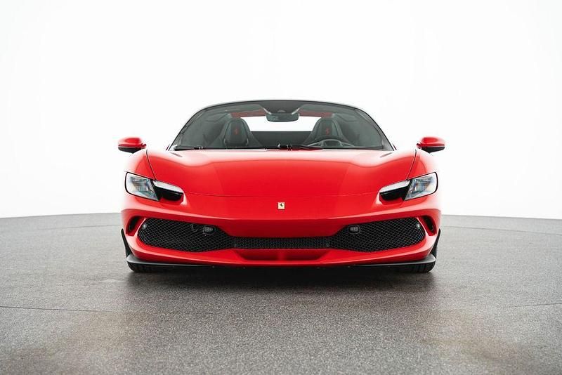 Gebraucht Ferrari 296 663 PS (487 kW) 2024 Rot Cabrio