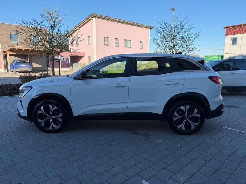 Second-hand Renault Austral Evolution 158 CP (116 kW) 2024 Alb SUV