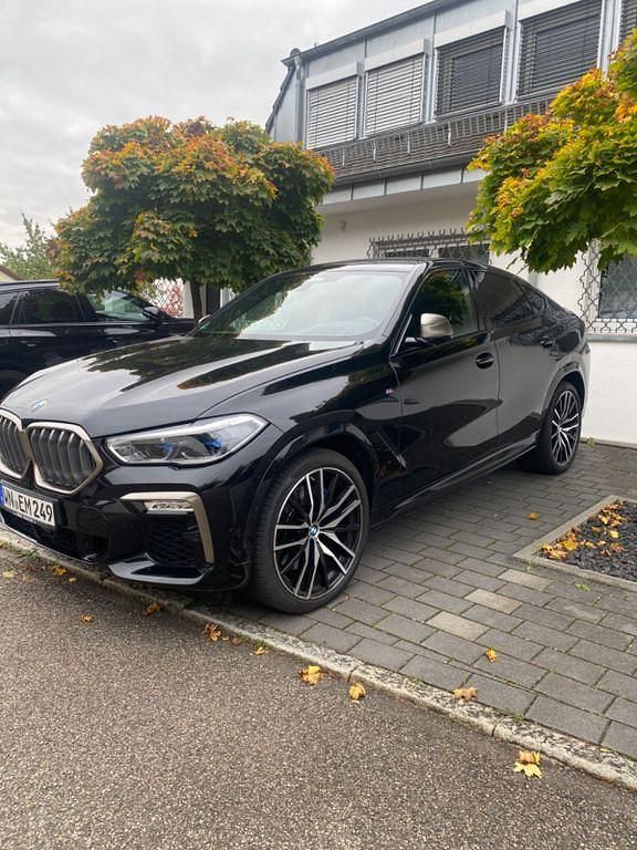 Schwarz Gebraucht 2020 BMW X6 M50 Performance SUV | 58.500 € - Bild 1/4