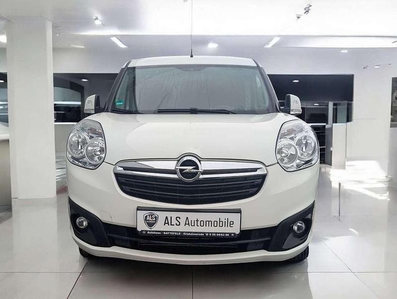 Gebraucht Opel Combo 120 PS (88 kW) 2017 Polar white Van / Kleinbus