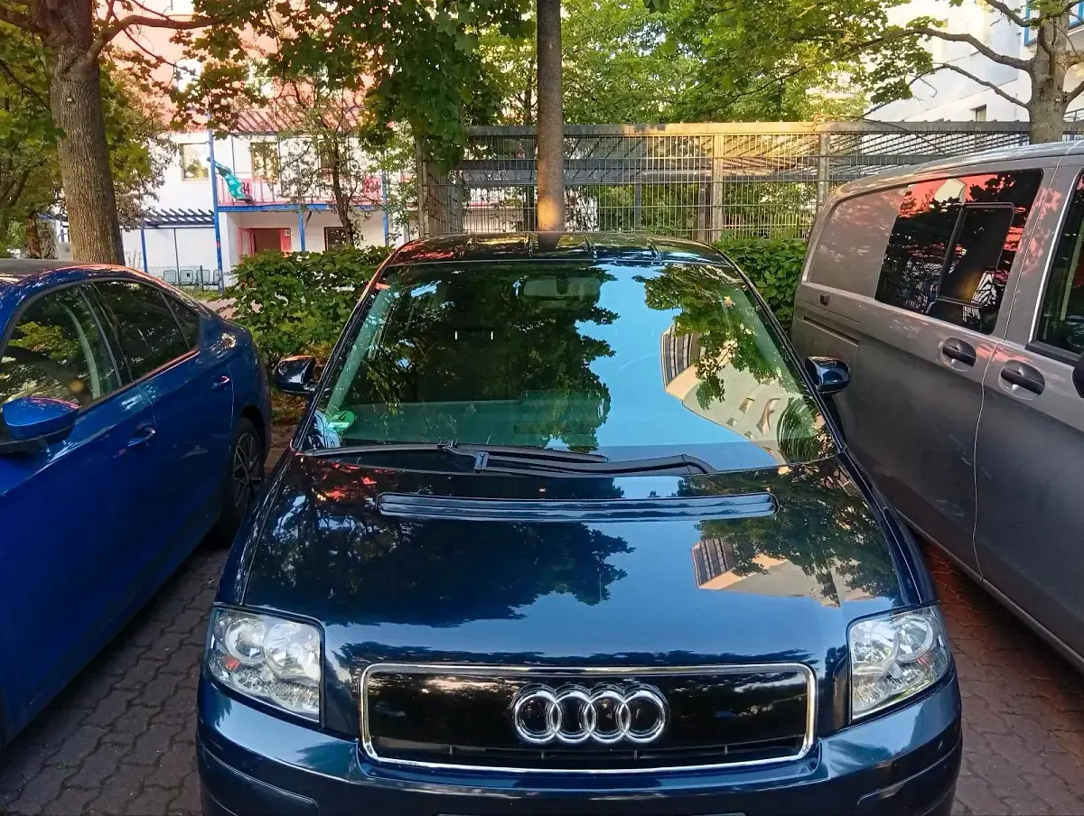 Gebraucht Audi A2 75 PS (55 kW) 2003 Blau Kleinwagen