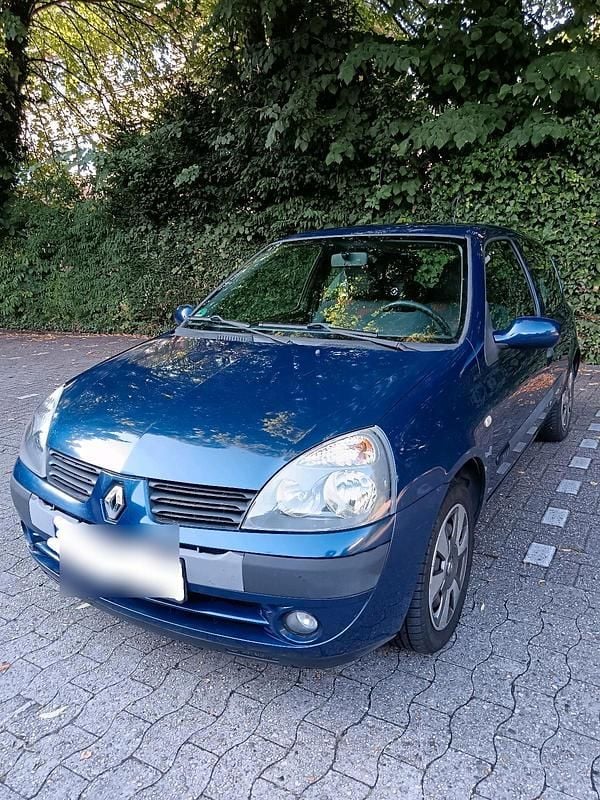 Blau Gebraucht 2004 Renault Clio II Kleinwagen | 1.200 € (Fairer Preis) - Bild 1/4