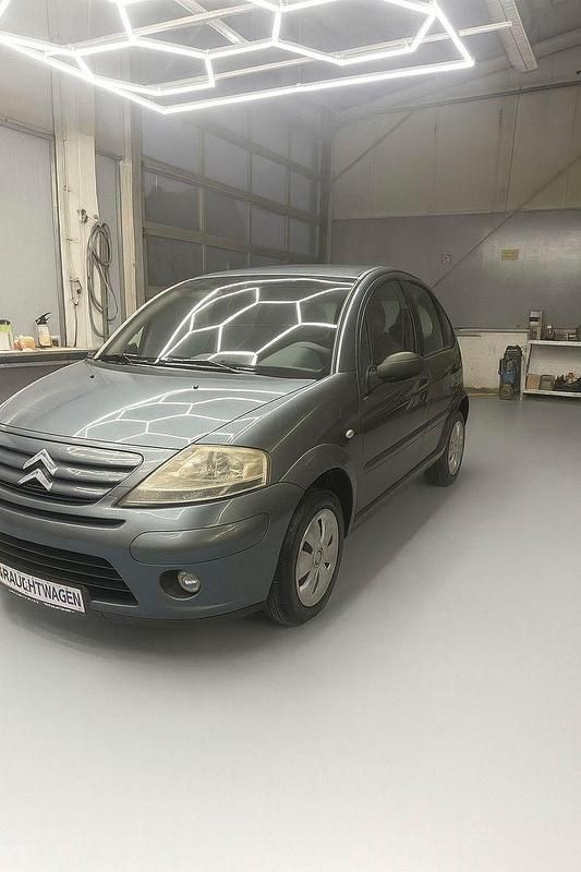 Gebraucht Citroën C3 Comfort 73 PS (53 kW) 2006 Grau Kleinwagen