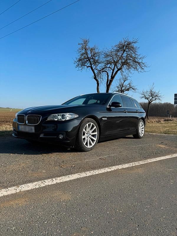 Gebraucht BMW 520 184 PS (135 kW) 2014 Schwarz Kombi