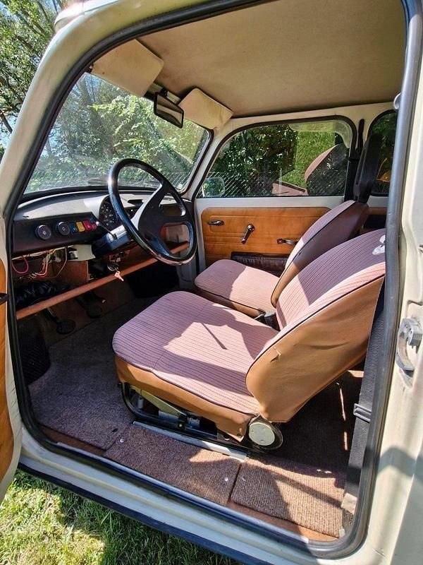 Gebraucht Trabant 601 26 PS (19 kW) 1988 Weiß Limousine