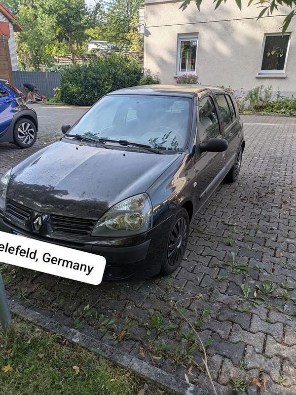 Gebraucht Renault Clio II 75 PS (55 kW) 2004 Schwarz Limousine