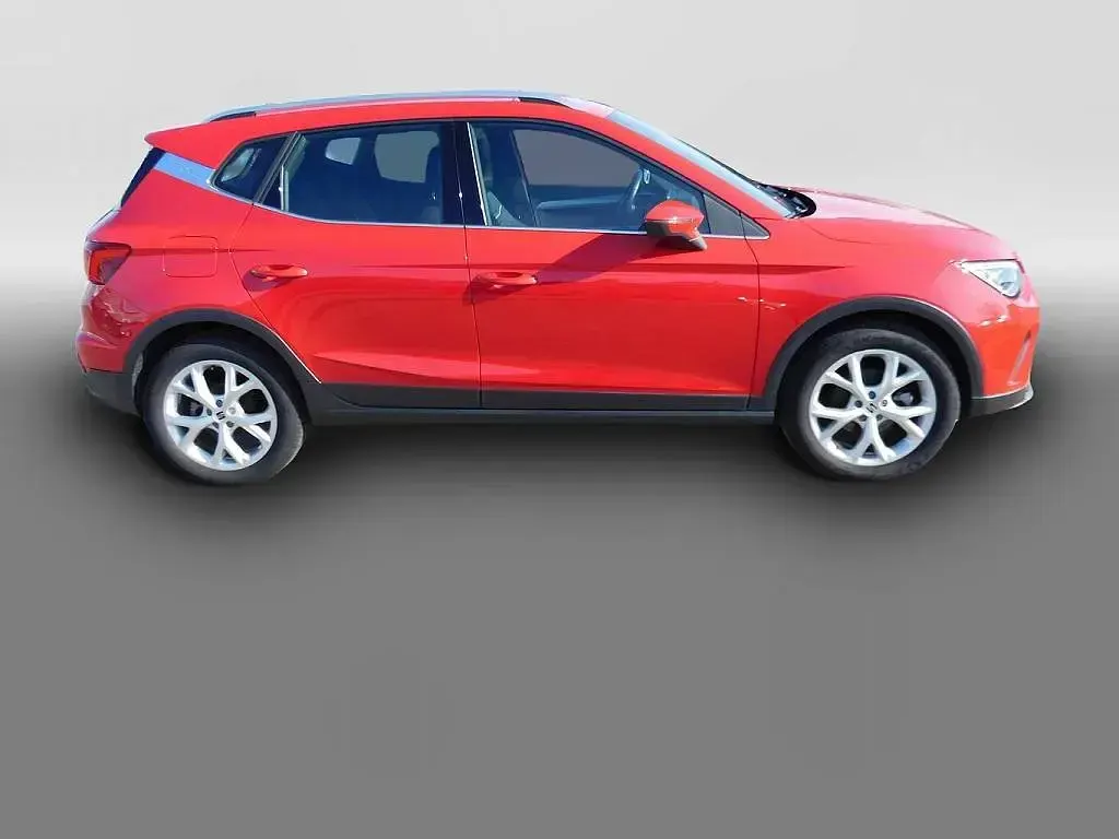 Usata Seat Arona FR-Line 110 CV (80 kW) 2023 Rosso SUV