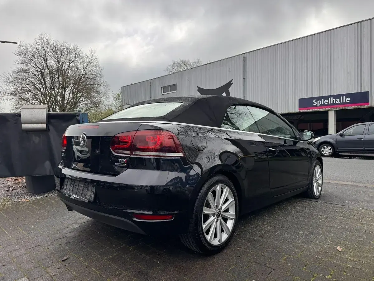 Gebraucht VW Golf Cabriolet Basis 105 PS (77 kW) 2012 Cabrio