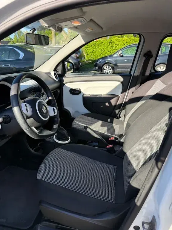 Gebraucht Renault Twingo 71 PS (52 kW) 2015 Weiß Kleinwagen