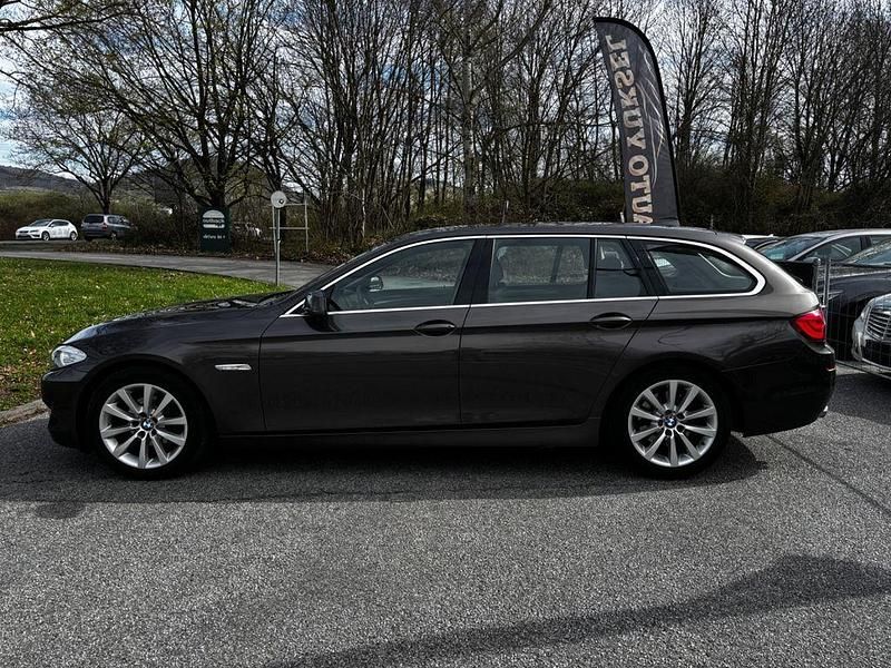 Gebraucht BMW 530 Performance 258 PS (189 kW) 2011 Kombi