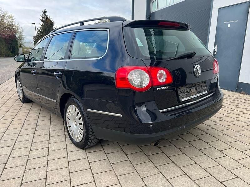 Usado VW Passat Comfortline 105 HP (77 kW) 2010 Preto Sedan