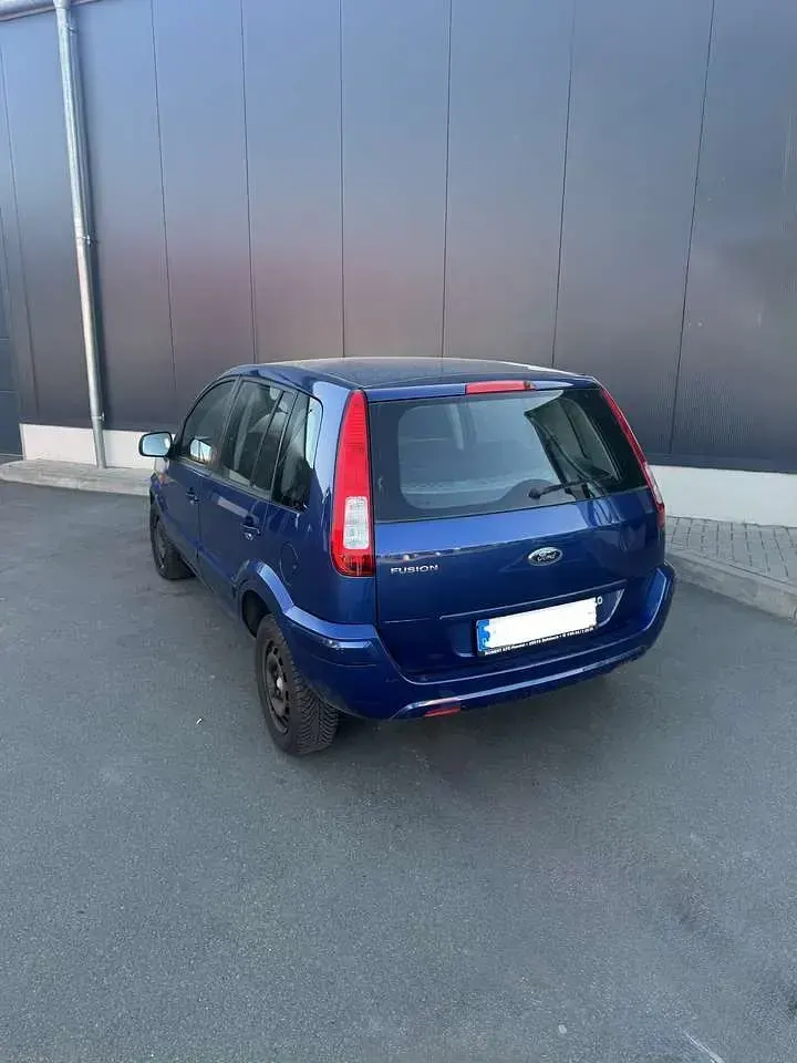 Gebraucht Ford Fusion 80 PS (58 kW) 2009 Blau Kleinwagen