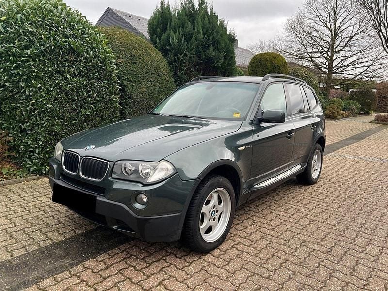 Grün Gebraucht 2007 BMW X3 Sport Line SUV | 4.950 € (Superpreis) - Bild 1/4
