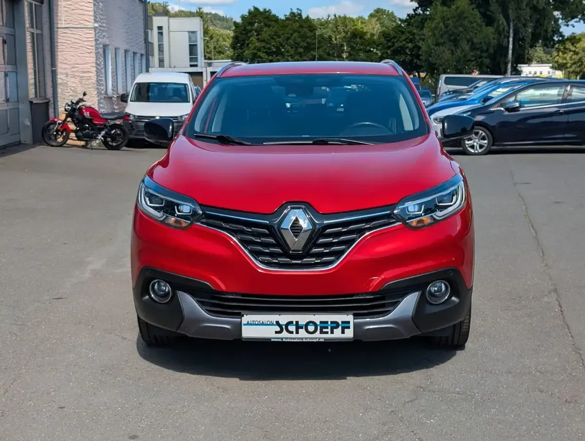 Gebraucht Renault Kadjar Bose Edition 131 PS (96 kW) 2017 Rot SUV