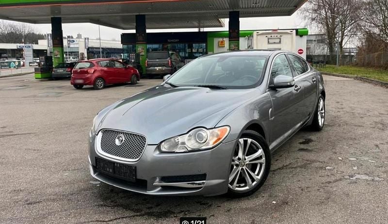 Gebraucht Jaguar XF Premium Luxury 207 PS (152 kW) 2008 Grau Limousine