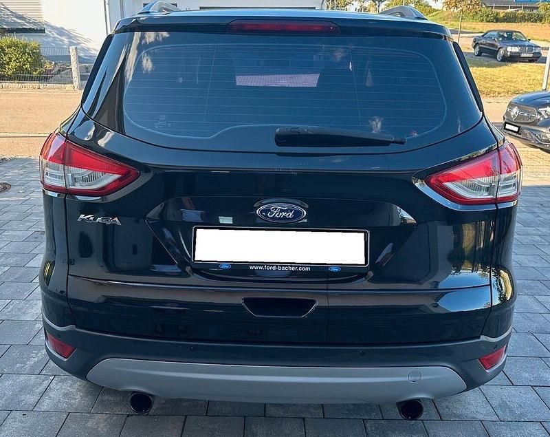 Gebraucht Ford Kuga Titanium 182 PS (133 kW) 2013 Schwarz SUV